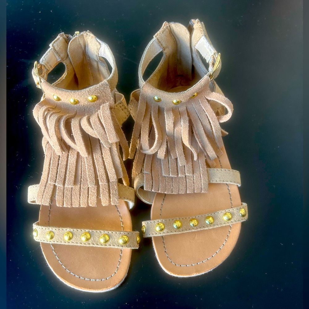 Ivanka Trump fringe girls slides (size 9)